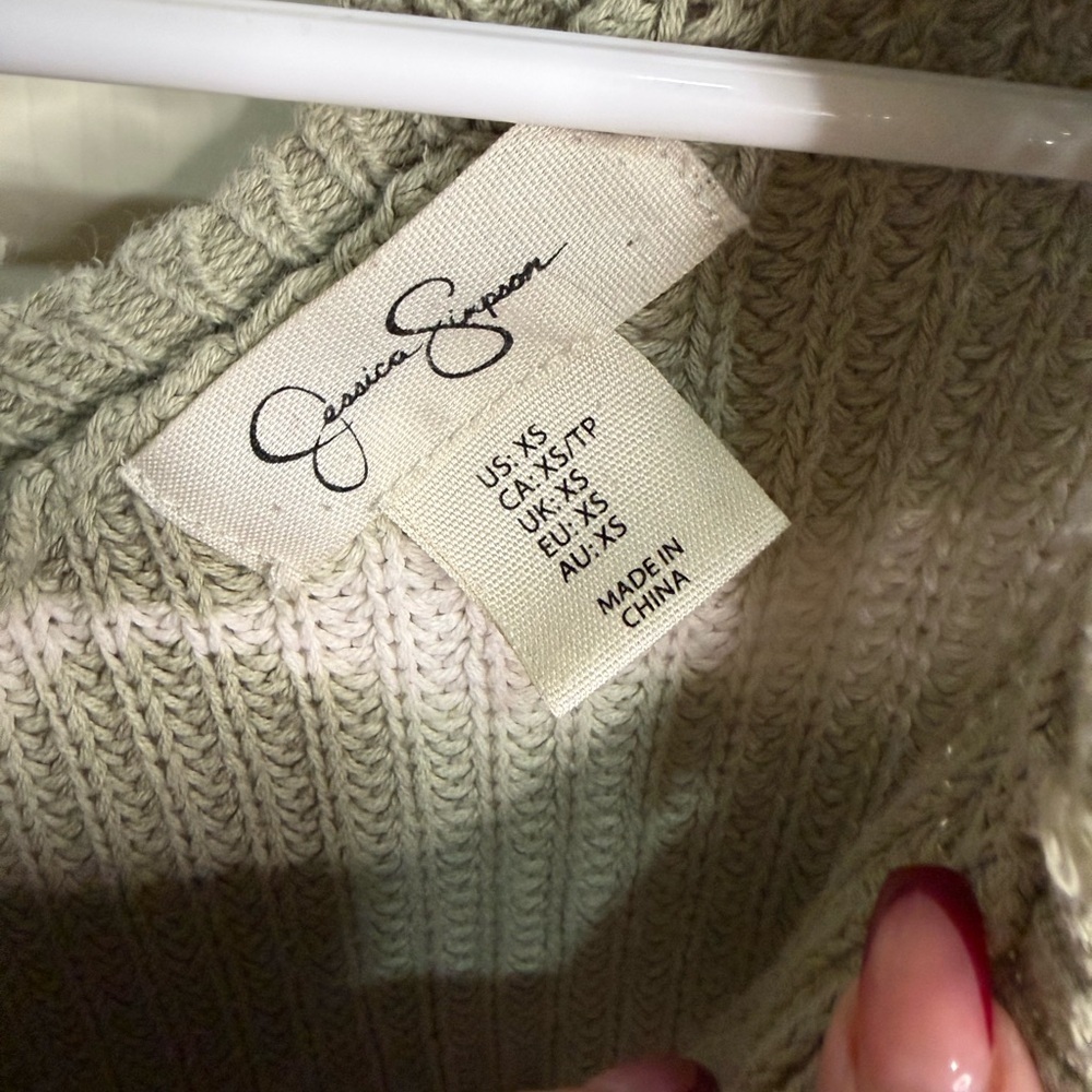 Jessica Simpson Green‎ and White Tie Dye Cropped Slouchy Sweater Size XS - Picture 2 of 3